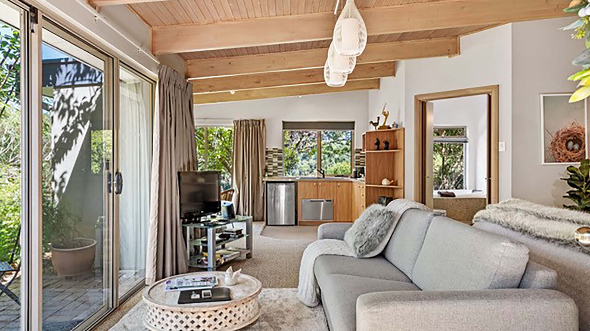 Adelaide Hills Retreat The Nest Short Breaks Australia Holiday